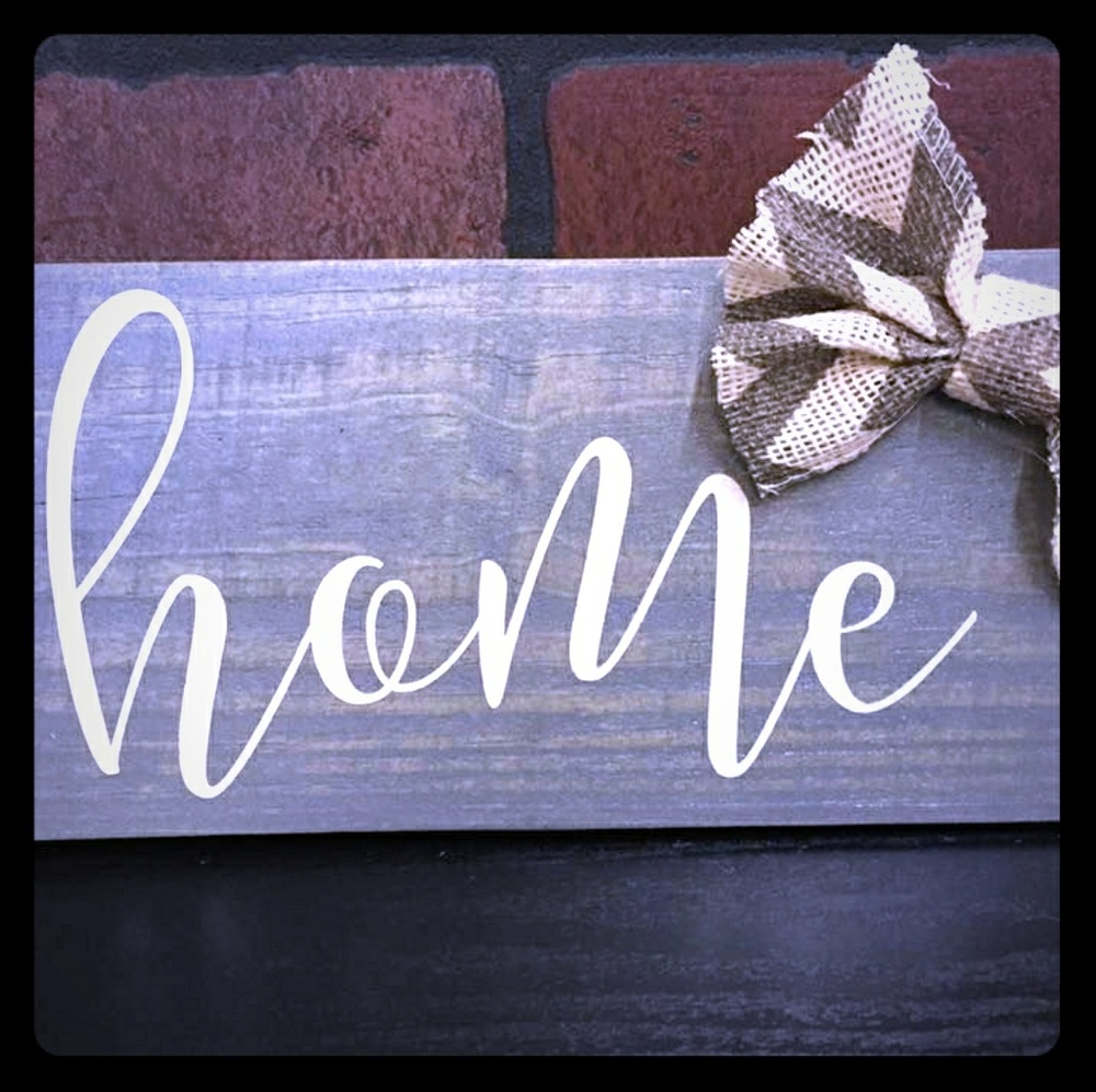 Home Goods & Accents